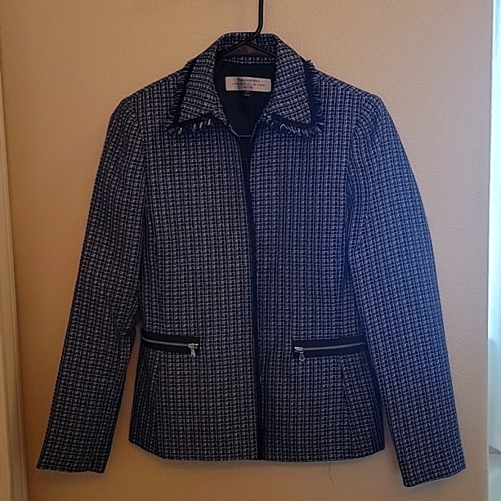 Open front blazer